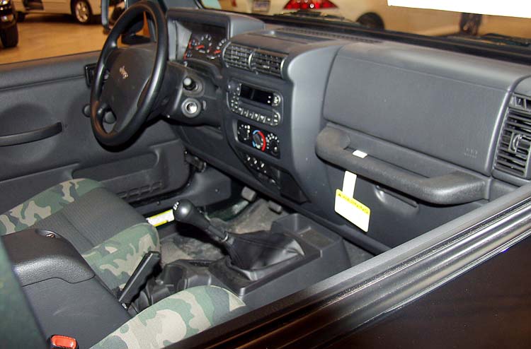 05 Jeep Wrangler SE Dash