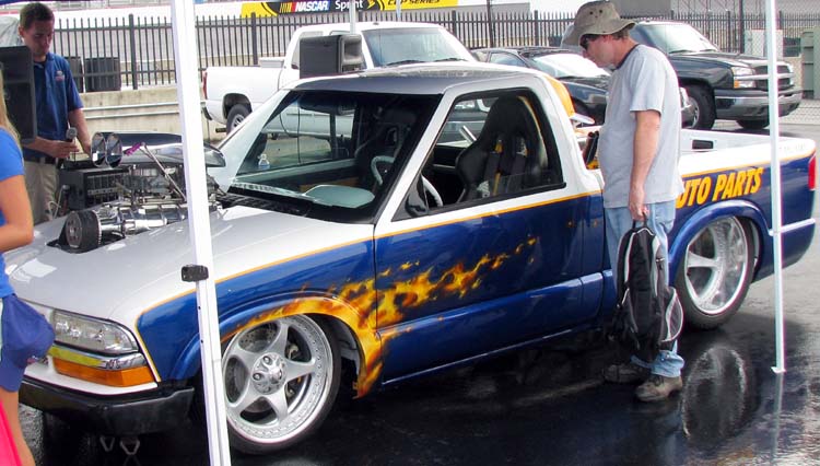 03 Chevy S10 Pickup NAPA Shoptruck