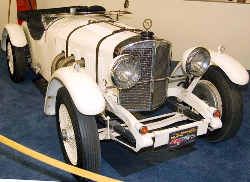 29 Mercedes Benz SSK Roadster Replica