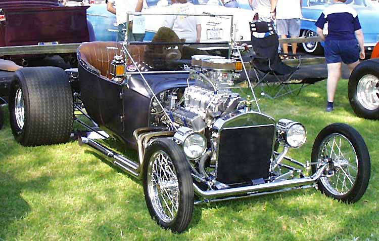23 Ford Model T Bucket Roadster